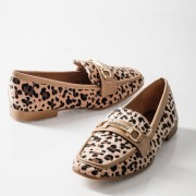 Loafers με Animal Print & Διακοσμητική Αγκράφα ΛΕΟΠΑΡ Loafers με Animal Print & Διακοσμητική Αγκράφα ΛΕΟΠΑΡ