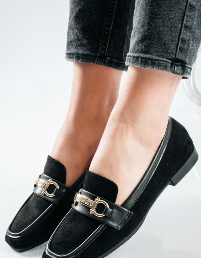Suede Loafers με δερμάτινη φάσα και χρυσή αγκράφα ΜΑΥΡΟ