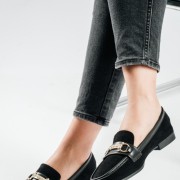 Suede Loafers με δερμάτινη φάσα και χρυσή αγκράφα ΜΑΥΡΟ Suede Loafers με δερμάτινη φάσα και χρυσή αγκράφα ΜΑΥΡΟ