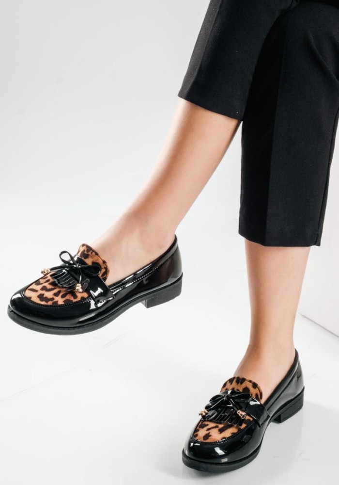 Λουστρίνι Loafers με λεοπάρ μοτίβο στο επάνω μέρος και φιόγκο ΛΕΟΠΑΡ