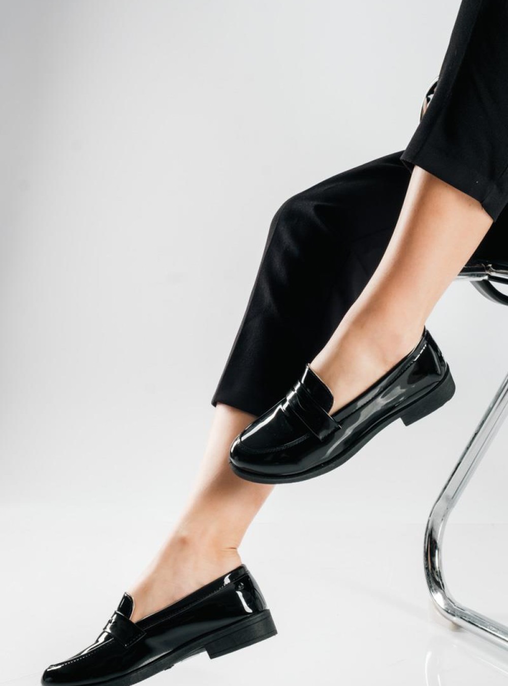 Λουστρίνι Loafers με Minimal Design ΜΑΥΡΟ Λουστρίνι Loafers με Minimal Design ΜΑΥΡΟ