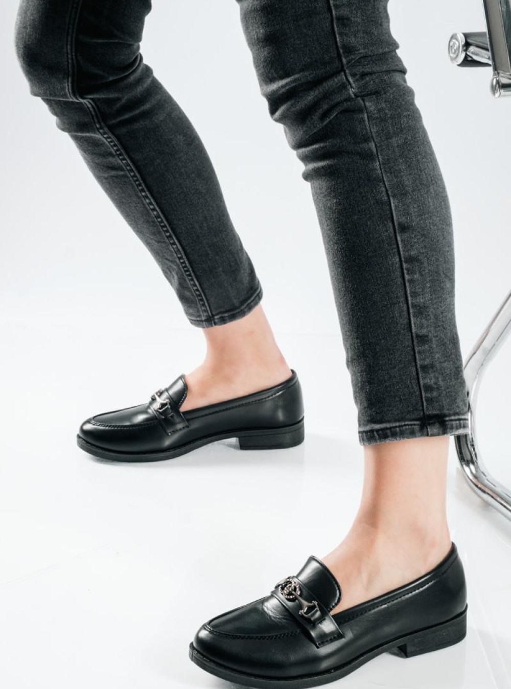 All day flat loafer με διακριτική αγκράφα και minimal γραμμή ΜΑΥΡΟ All day flat loafer με διακριτική αγκράφα και minimal γραμμή ΜΑΥΡΟ