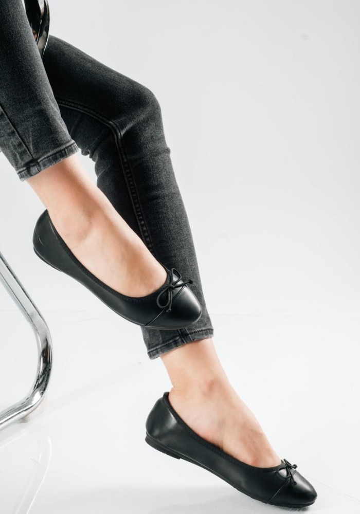 Basic ballerinas με μικρό φιογκάκι και στρογγυλή μύτη ΜΑΥΡΟ
