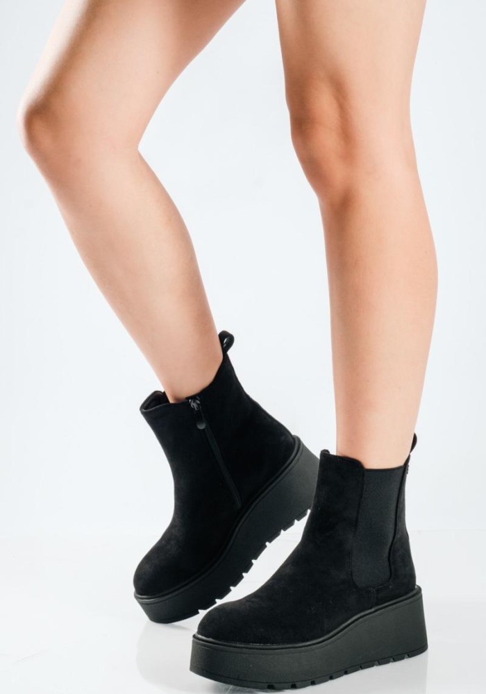 Chelsea suede μποτάκια με πλατφόρμα και minimal γραμμή ΜΑΥΡΟ