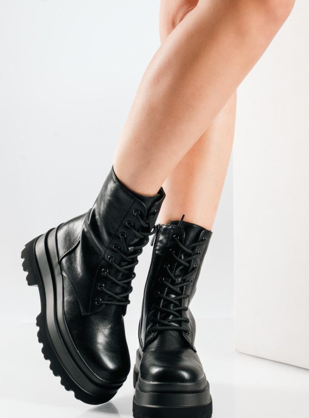 Αρβυλάκια δίσολα με chunky σόλα ΜΑΥΡΟ Αρβυλάκια δίσολα με chunky σόλα ΜΑΥΡΟ