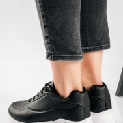Sneakers με αδιάβροχο ύφασμα και αερόσολα ΜΑΥΡΟ Sneakers με αδιάβροχο ύφασμα και αερόσολα ΜΑΥΡΟ
