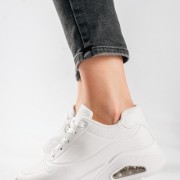 Sneaker με αδιάβροχο ύφασμα και αερόσολα ΑΣΠΡΟ