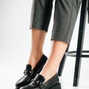 Double sole loafer σε ανδρόγυνο στυλ με διακριτική αλυσίδα ΜΑΥΡΟ Double sole loafer σε ανδρόγυνο στυλ με διακριτική αλυσίδα ΜΑΥΡΟ
