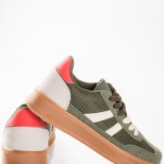 Casual Sneakers με λευκές πλαϊνές ρίγες, δίχτυ και suede επένδυση στο μπροστινό μέρος ΛΑΔΙ Casual Sneakers με λευκές πλαϊνές ρίγες, δίχτυ και suede επένδυση στο μπροστινό μέρος ΛΑΔΙ