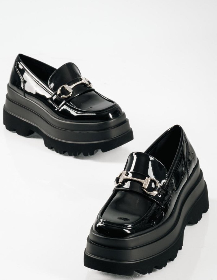 Δίσολο chunky loafer με στρασάκια στη διακοσμητική αγκράφα ΜΑΥΡΟ