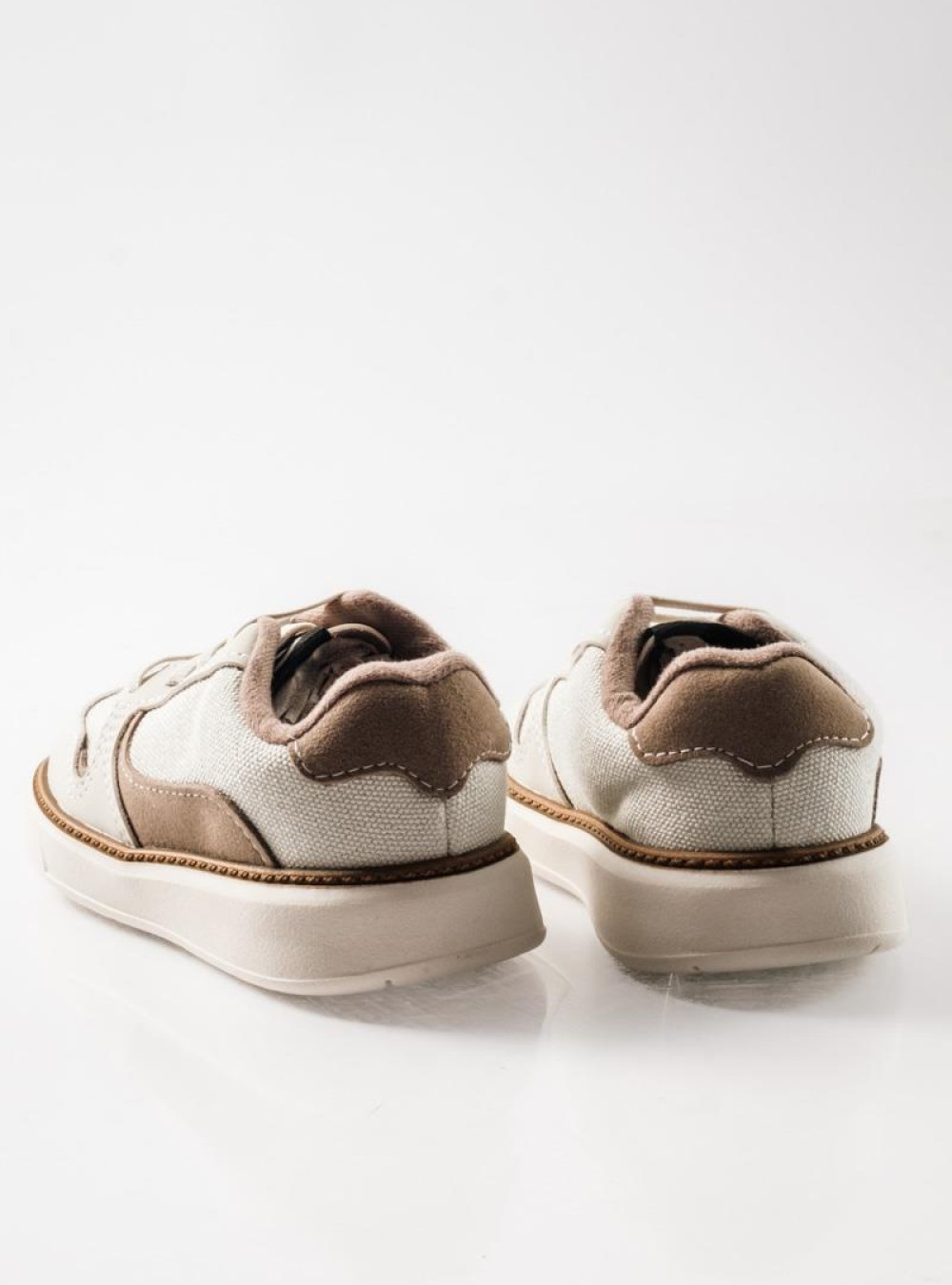 MOLEKINHO slip-on sneakers για αγόρια με ελαστικά κορδόνια ΜΠΕΖ MOLEKINHO slip-on sneakers για αγόρια με ελαστικά κορδόνια ΜΠΕΖ