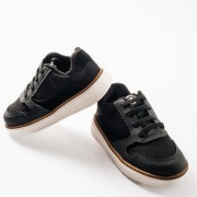 MOLEKINHO slip-on sneakers για αγόρια με ελαστικά κορδόνια ΜΑΥΡΟ MOLEKINHO slip-on sneakers για αγόρια με ελαστικά κορδόνια ΜΑΥΡΟ