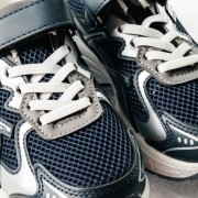 Aθλητικά για αγόρια με ατοκόλλητο λουράκι και ελαστικά κορδόνια ΜΠΛΕ Aθλητικά για αγόρια με ατοκόλλητο λουράκι και ελαστικά κορδόνια ΜΠΛΕ