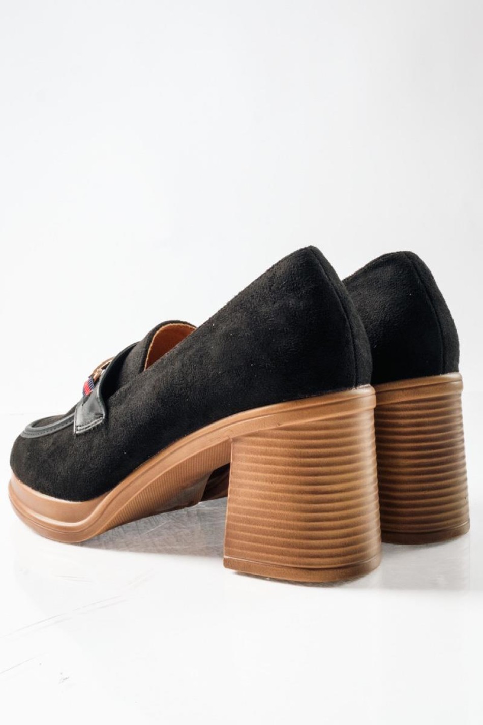 Suede loafers με χοντρό τακούνι ξύλινης όψης και μεταλλική αγκράφα ΜΑΥΡΟ Suede loafers με χοντρό τακούνι ξύλινης όψης και μεταλλική αγκράφα ΜΑΥΡΟ