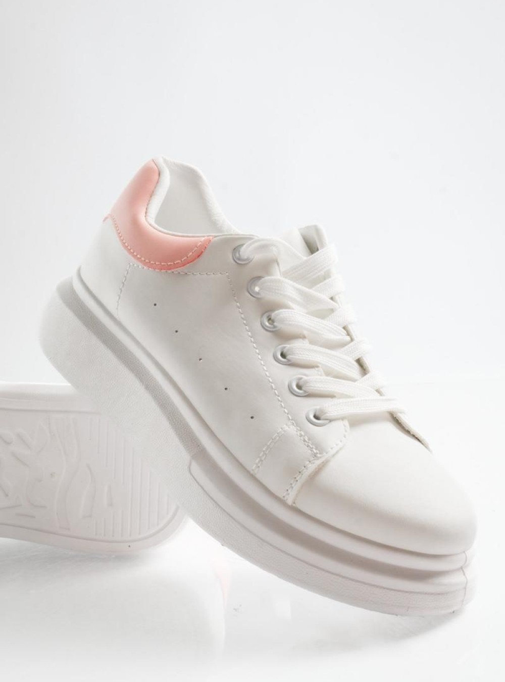 Δίσολα sneakers λευκά με ροζ λεπτομέρεια στη φτέρνα ΑΣΠΡΟ/ΡΟΖ Δίσολα sneakers λευκά με ροζ λεπτομέρεια στη φτέρνα ΑΣΠΡΟ/ΡΟΖ