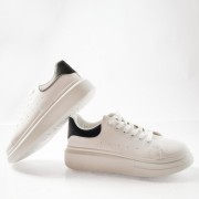Δίσολα sneakers λευκά με μαύρη λεπτομέρεια στη φτέρνα ΑΣΠΡΟ/ΜΑΥΡΟ