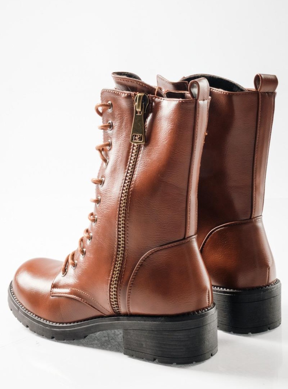 Αρβυλάκια με διακοσμητικό φερμουάρ στο εξωτερικό μέρος ΤΑΜΠΑ Αρβυλάκια με διακοσμητικό φερμουάρ στο εξωτερικό μέρος ΤΑΜΠΑ