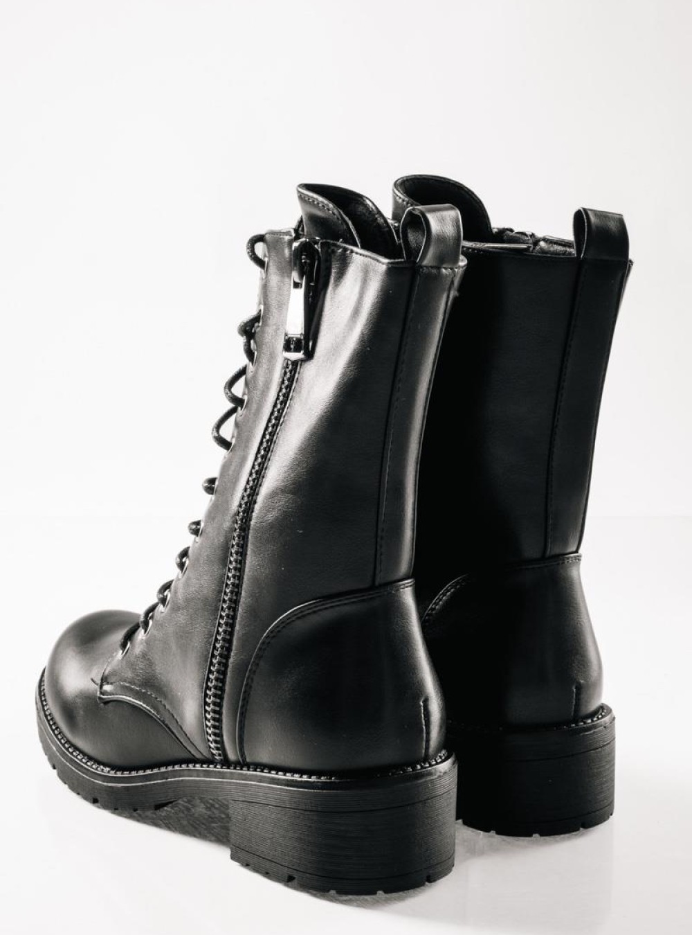 Αρβυλάκια με διακοσμητικό φερμουάρ στο εξωτερικό μέρος ΜΑΥΡΟ Αρβυλάκια με διακοσμητικό φερμουάρ στο εξωτερικό μέρος ΜΑΥΡΟ