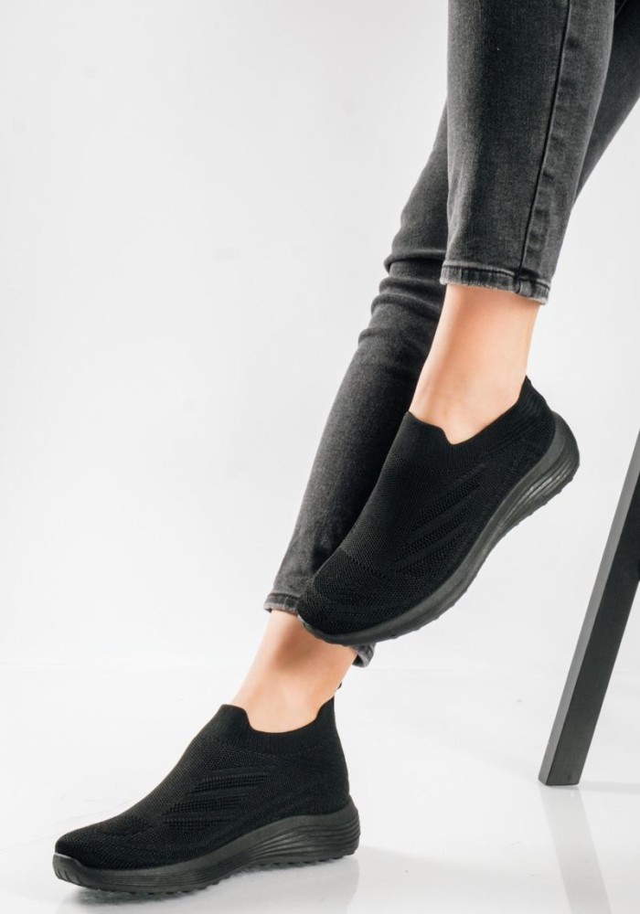 Slip-On γυναικεία sneakers με πλεκτό ελαστικό επάνω μέρος ΜΑΥΡΟ
