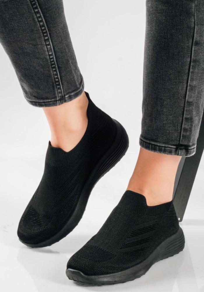 Slip-On γυναικεία sneakers με πλεκτό ελαστικό επάνω μέρος ΜΑΥΡΟ