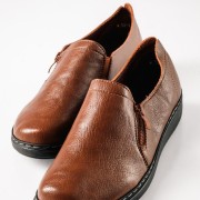 Slip-On γυναικεία ανατομικά παπούτσια με πλαϊνό φερμουάρ ΚΑΦΕ Slip-On γυναικεία ανατομικά παπούτσια με πλαϊνό φερμουάρ ΚΑΦΕ