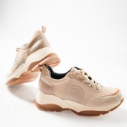 Chunky sneakers σε γήινες αποχρώσεις ΜΠΕΖ Chunky sneakers σε γήινες αποχρώσεις ΜΠΕΖ