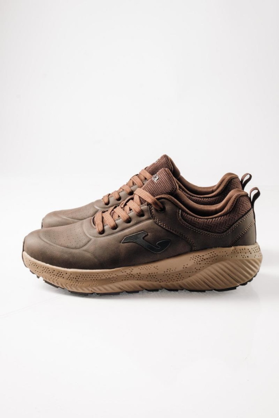 JOMA Ανδρικά sneakers με αδιάβροχο ύφασμα και αντιολισθητική σόλα ΚΑΦΕ