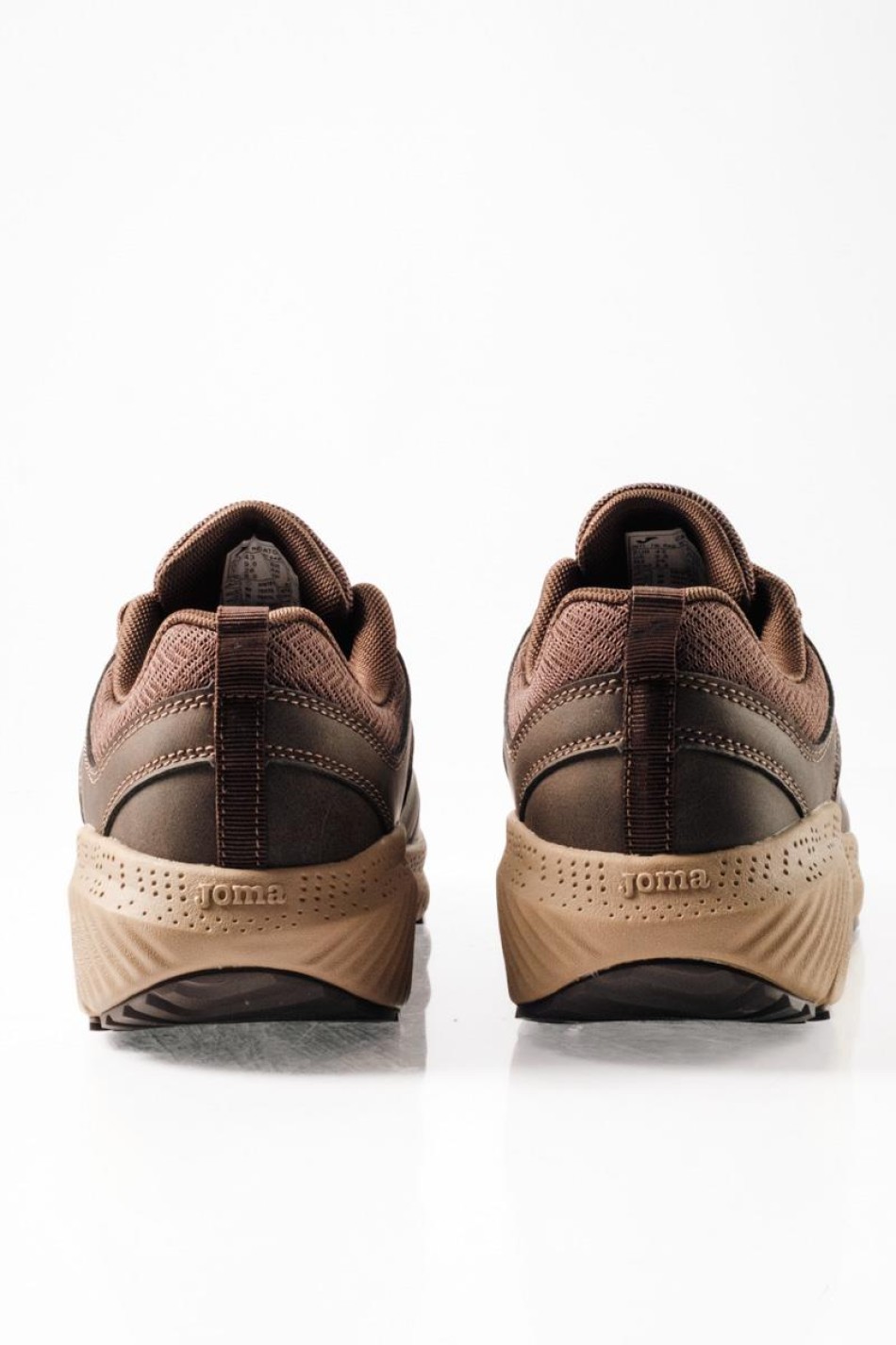 JOMA Ανδρικά sneakers με αδιάβροχο ύφασμα και αντιολισθητική σόλα ΚΑΦΕ JOMA Ανδρικά sneakers με αδιάβροχο ύφασμα και αντιολισθητική σόλα ΚΑΦΕ