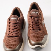 JOMA ανδρικά αθλητικά με αντιολισθητική σόλα και memory foam ΚΑΦΕ JOMA ανδρικά αθλητικά με αντιολισθητική σόλα και memory foam ΚΑΦΕ