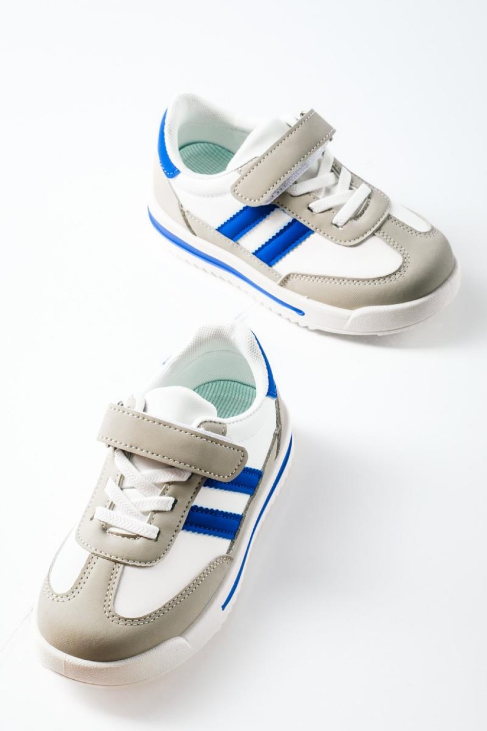 Sneakers για κορίτσια με velcro και ελαστικά κορδόνια ΑΣΠΡΟ/ΜΠΛΕ