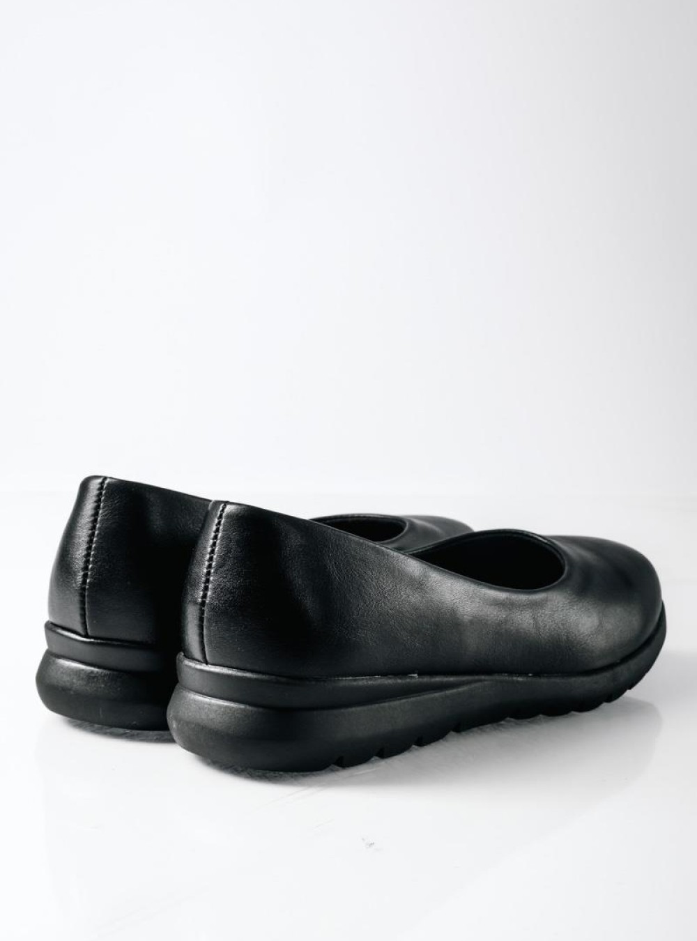 Comfort μπαλαρίνα με αντιολισθητική σόλα ΜΑΥΡΟ Comfort μπαλαρίνα με αντιολισθητική σόλα ΜΑΥΡΟ