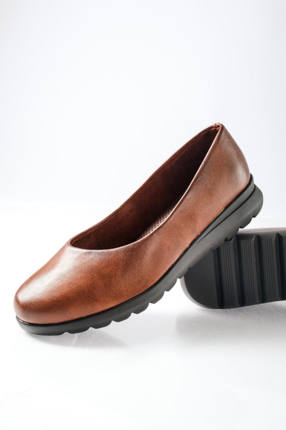 Comfort μπαλαρίνα με αντιολισθητική σόλα ΤΑΜΠΑ Comfort μπαλαρίνα με αντιολισθητική σόλα ΤΑΜΠΑ