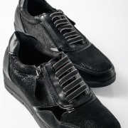 Casual sneakers με ελαστικά κορδόνια και φερμουάρ στο πλάι ΜΑΥΡΟ Casual sneakers με ελαστικά κορδόνια και φερμουάρ στο πλάι ΜΑΥΡΟ