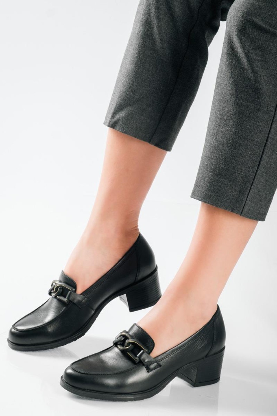 RAGAZZA Δερμάτινο loafer με διακριτική αλυσίδα ΜΑΥΡΟ