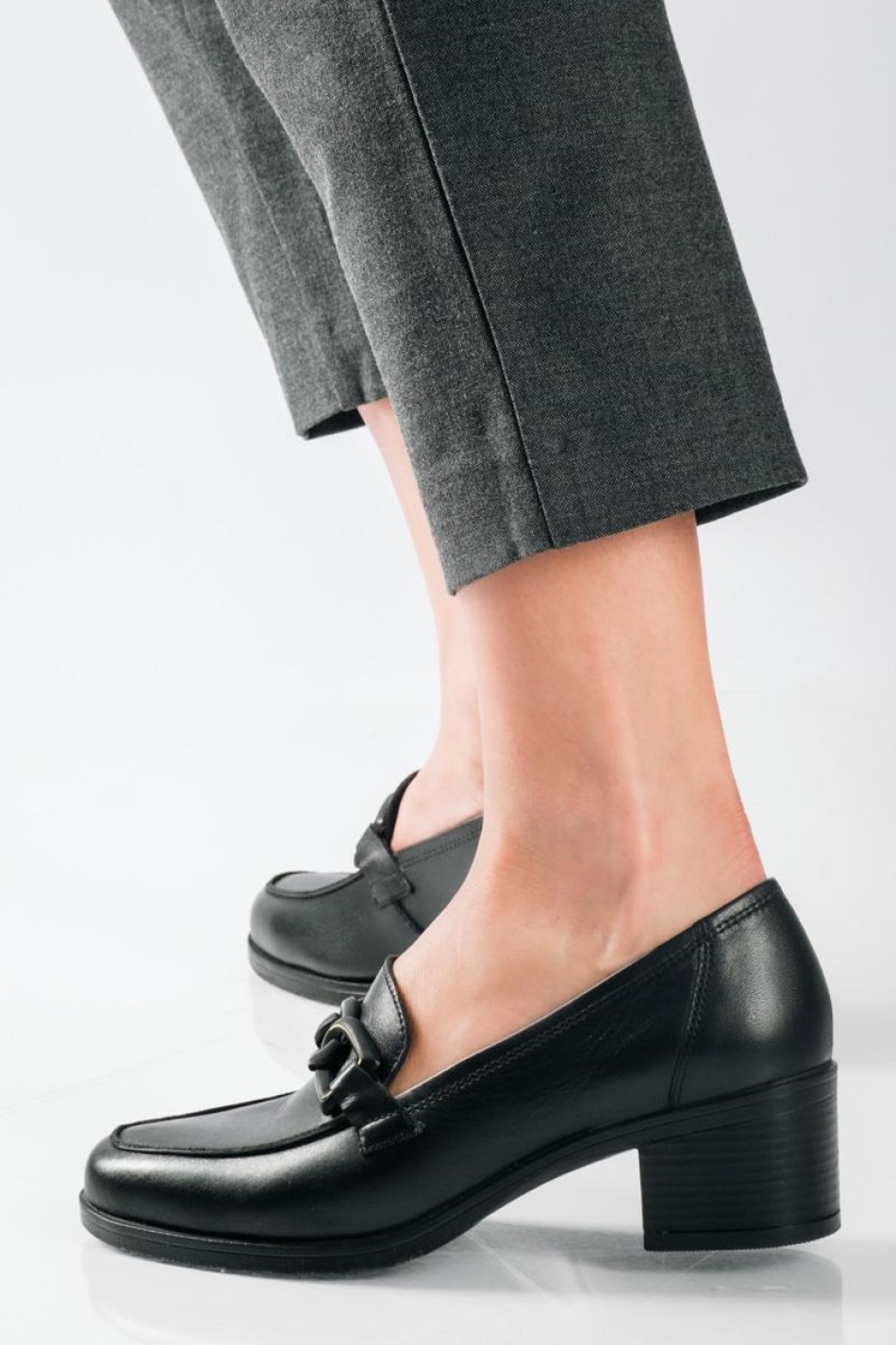 RAGAZZA Δερμάτινο loafer με διακριτική αλυσίδα ΜΑΥΡΟ