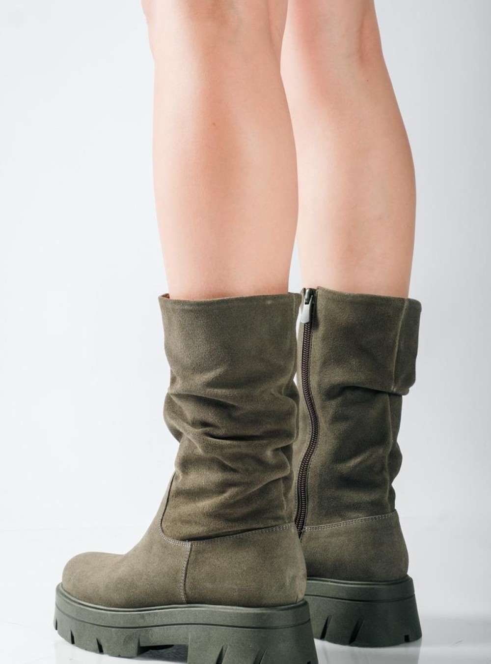 RAGAZZA suede δερμάτινα μποτάκια με tracksole και σούρα στο επάνω μέρος ΛΑΔΙ RAGAZZA suede δερμάτινα μποτάκια με tracksole και σούρα στο επάνω μέρος ΛΑΔΙ