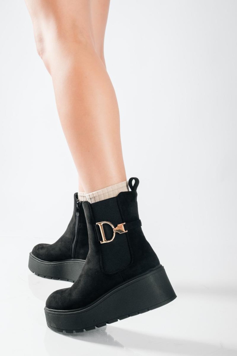 Chelsea suede μποτάκια με πλατφόρμα και μεταλλικό στοιχείο ΜΑΥΡΟ