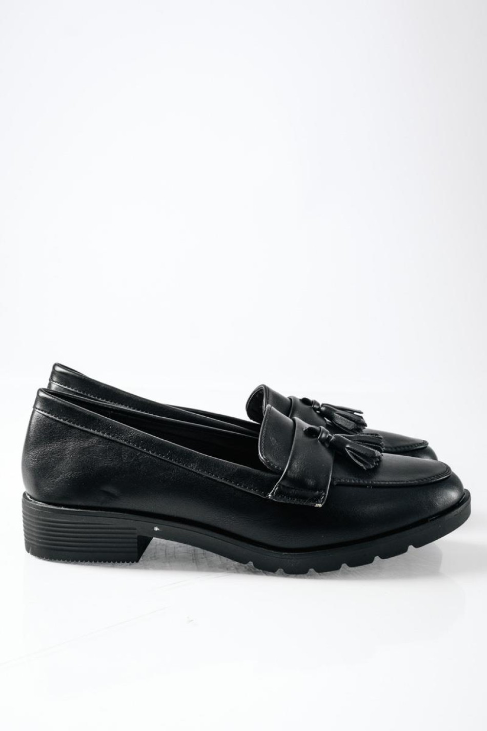 Flat matte loafers σε fashioned στυλ ΜΑΥΡΟ Flat matte loafers σε fashioned στυλ ΜΑΥΡΟ