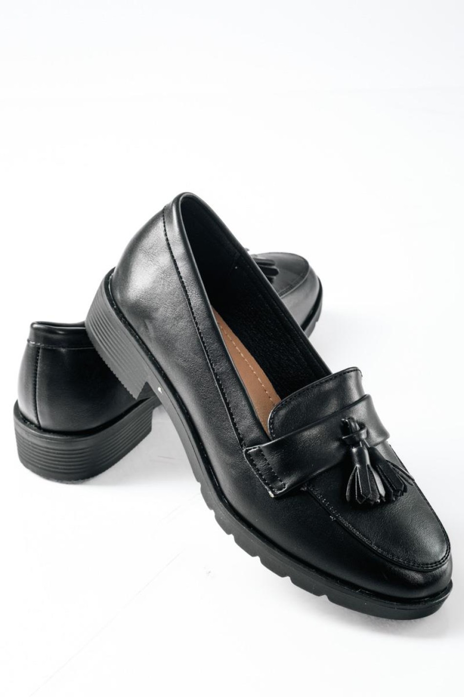 Flat matte loafers σε fashioned στυλ ΜΑΥΡΟ Flat matte loafers σε fashioned στυλ ΜΑΥΡΟ