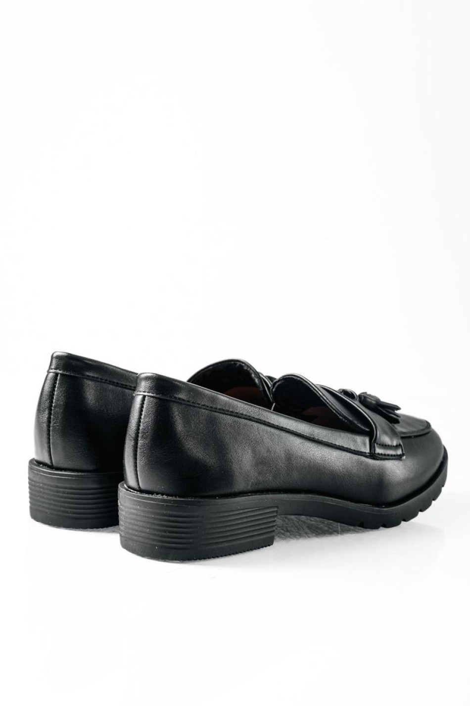 Flat matte loafers σε fashioned στυλ ΜΑΥΡΟ Flat matte loafers σε fashioned στυλ ΜΑΥΡΟ
