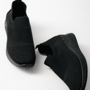 Slip-on γυναικεία sneakers  τύπου κάλτσα  ΜΑΥΡΟ