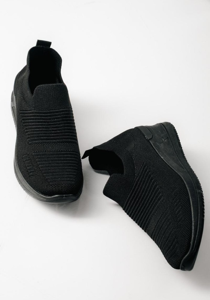 Slip-on γυναικεία sneakers  τύπου κάλτσα  ΜΑΥΡΟ