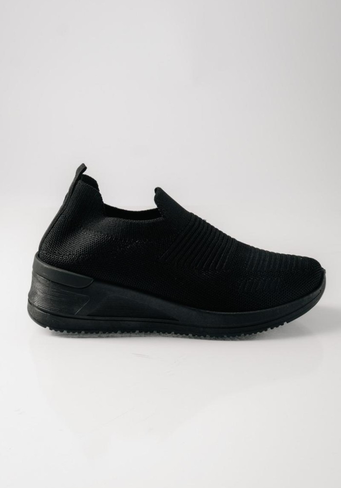 Slip-on γυναικεία sneakers  τύπου κάλτσα  ΜΑΥΡΟ