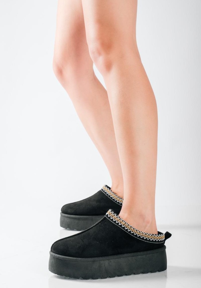 Clog δίσολο με εσωτερική γούνα και boho σχέδιο
