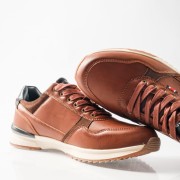 Ανδρικά casual sneakers με σουέτ λεπτομέρεις ΤΑΜΠΑ Ανδρικά casual sneakers με σουέτ λεπτομέρεις ΤΑΜΠΑ