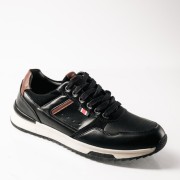 Ανδρικά casual sneakers με καφέ λεπτομέρειες ΜΑΥΡΟ Ανδρικά casual sneakers με καφέ λεπτομέρειες ΜΑΥΡΟ