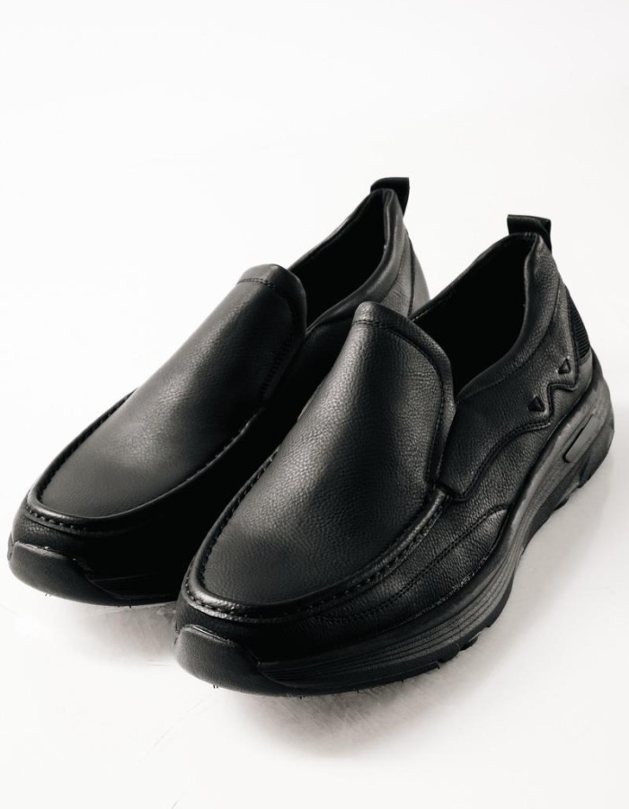 Ανδρικά Slip-On Casual παπούτσια με ελαφριά σόλα ΜΑΥΡΟ