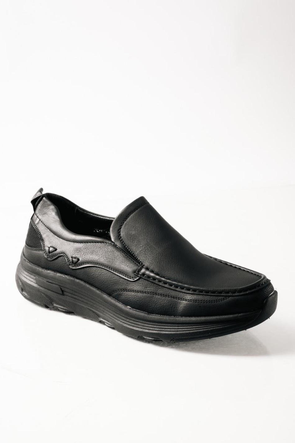 Ανδρικά Slip-On Casual παπούτσια με ελαφριά σόλα ΜΑΥΡΟ Ανδρικά Slip-On Casual παπούτσια με ελαφριά σόλα ΜΑΥΡΟ