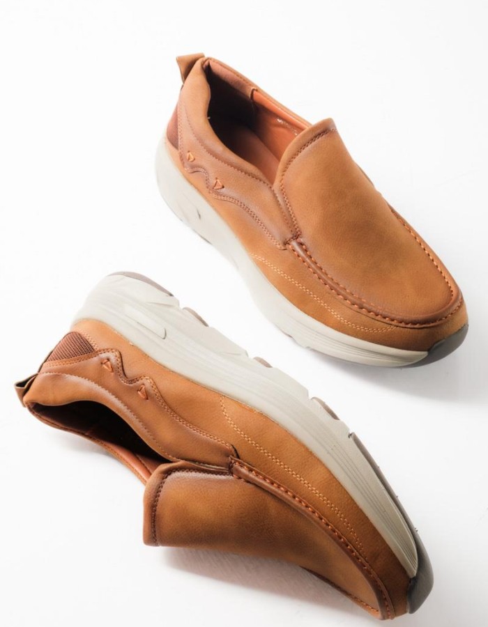Ανδρικά Slip-On Casual παπούτσια με ελαφριά σόλα ΚΑΦΕ