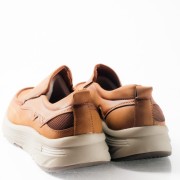 Ανδρικά Slip-On Casual παπούτσια με ελαφριά σόλα ΚΑΦΕ Ανδρικά Slip-On Casual παπούτσια με ελαφριά σόλα ΚΑΦΕ